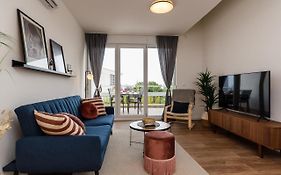 Apartment Maestral